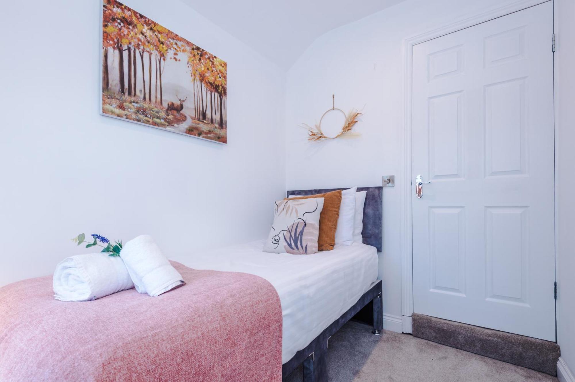 Spacious 3-Bed Home In Nantwich By 53 Degrees Property - Amazing Location, Ideal For Groups - Sleeps 6 Bagian luar foto