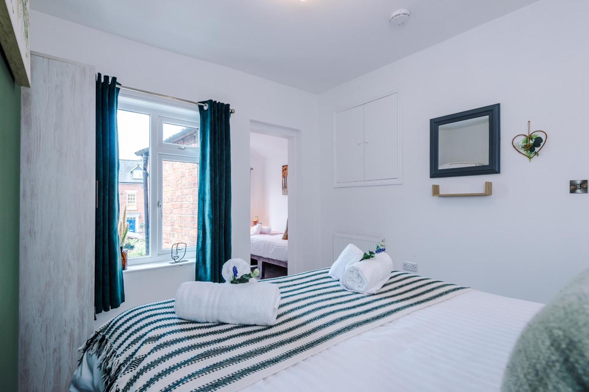 Spacious 3-Bed Home In Nantwich By 53 Degrees Property - Amazing Location, Ideal For Groups - Sleeps 6 Bagian luar foto
