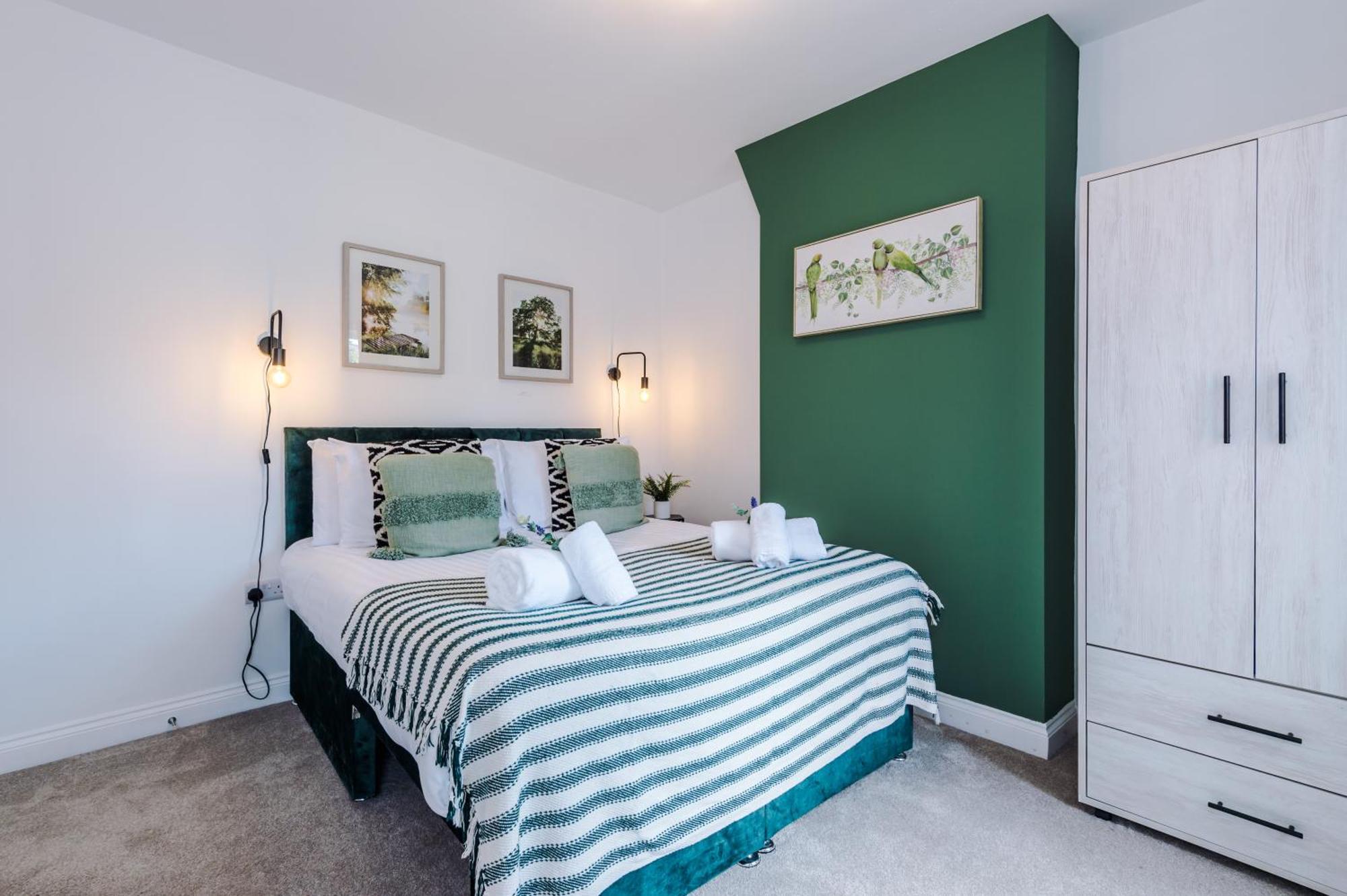 Spacious 3-Bed Home In Nantwich By 53 Degrees Property - Amazing Location, Ideal For Groups - Sleeps 6 Bagian luar foto